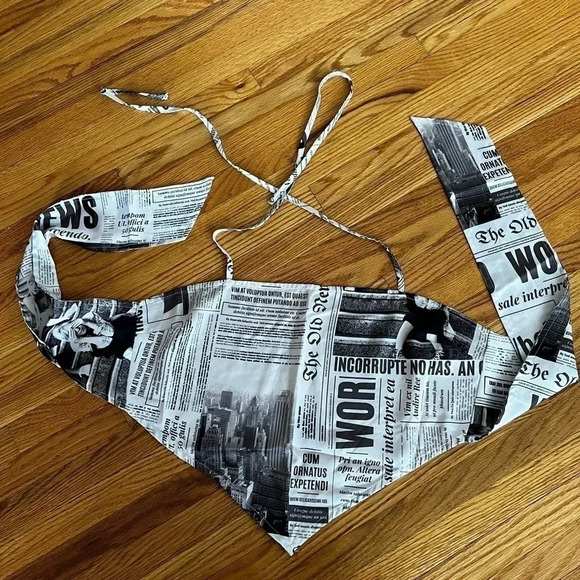 Two bodysuit and a bandanna top - Picture 5 of 6